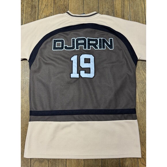 Disney Star Wars The Mandolorian Din Djarin Hockey Jersey Men's XS - Picture 8 of 8